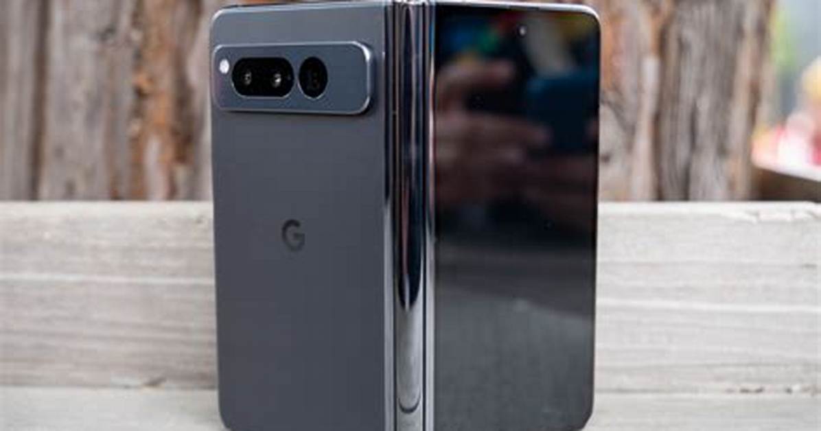 2 Weeks with the Google Pixel Fold Made Me Glad I Didn't Buy It