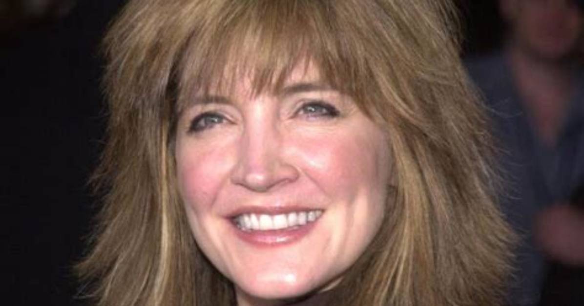 57 Year's Old Crystal Bernard Had Many Boyfriend in Past but Is Not Married; Is She Single Now?