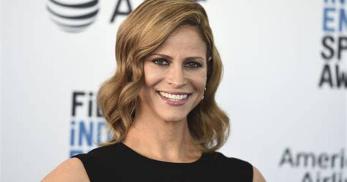 Andrea Savage: Husband, Net Worth, Tattoos, Smoking & Body Measurements