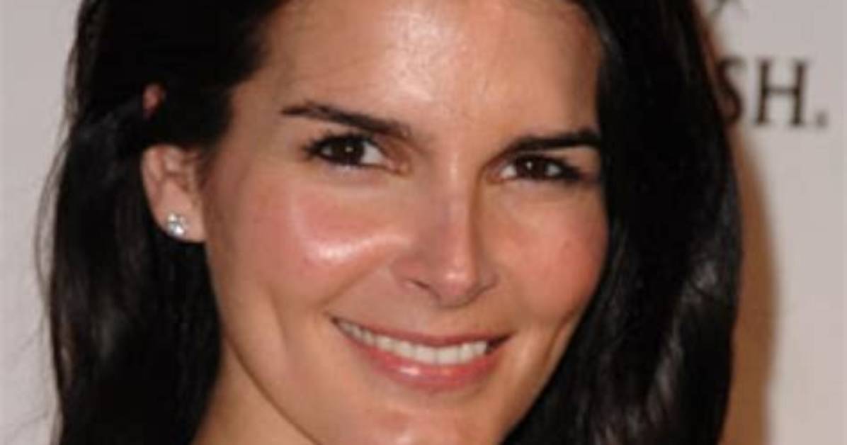 Angie Harmon – Bio, Net Worth, Body Net Worth, Is She Related to Mark Harmon?