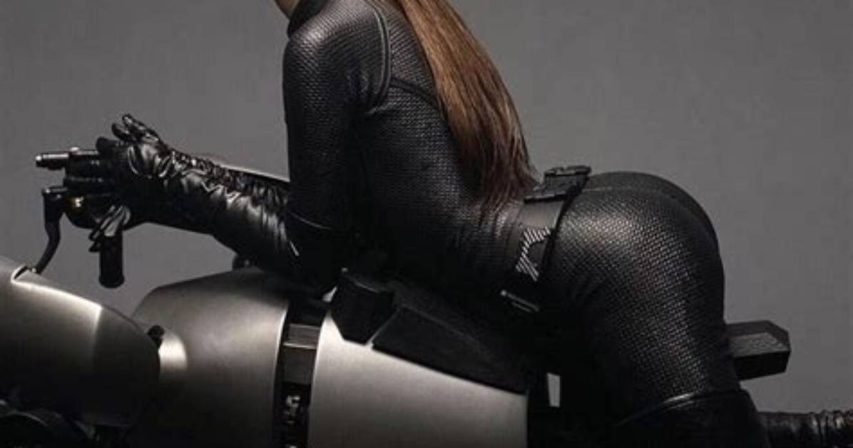 Anne Hathaway as Catwoman: a Deep Dive into the Iconic Role