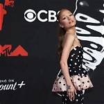 Ariana Grande Sets Hearts Aflutter with New Boyfriend