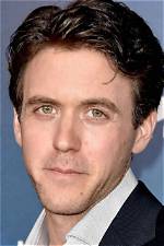 Ashley Zukerman Knows This Is Successions Bleakest Episode Yet