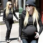 Avril's Journey: Is Avril Lavigne Pregnant?