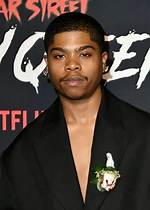Benjamin Flores Jr. Net Worth |