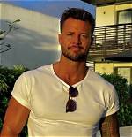 Bobby Holland Hanton Net Worth