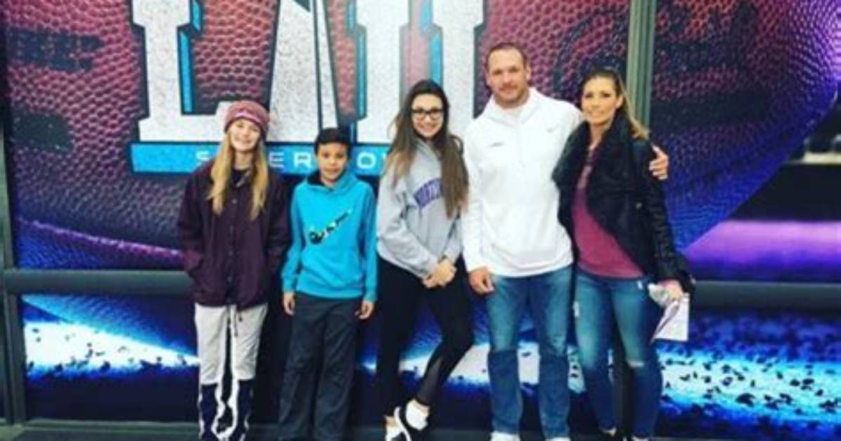 Brian Urlacher Wiki, Age, Wife, Kids, Net Worth, Family, Daughter, Ex Wife, Black Son, Height, Wife (Jennipher Frost), Instagram
