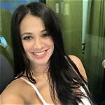 Carla Medrano: Bio, Net Worth, Career, Husband, Height