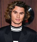 Chase Stokes Ethnicity, Nationality, Race, Family, Body Measurements, Career