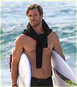 Chris Hemsworth Goes Shirtless to Take a Snow Bath in New Photo Hollywood Life