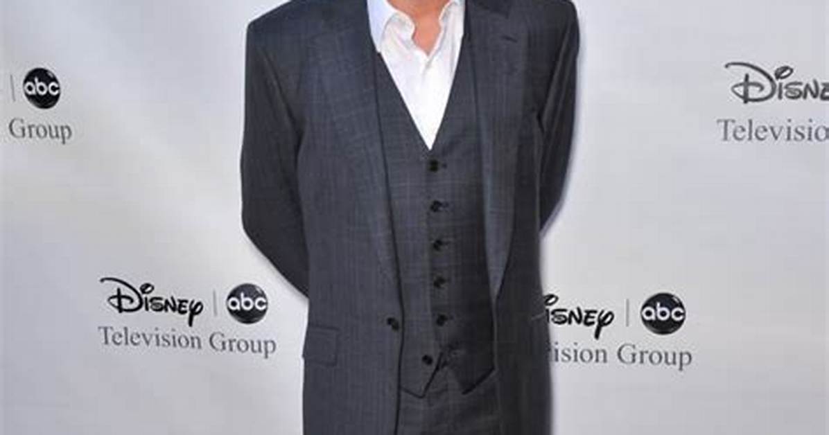 Chris Kattan's Height Means He's Not the Shortest Person in the Cbb House