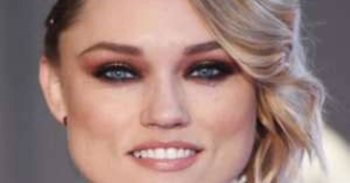 Clare Grant Bio, Height, Family, Facts About Seth Greens Wife