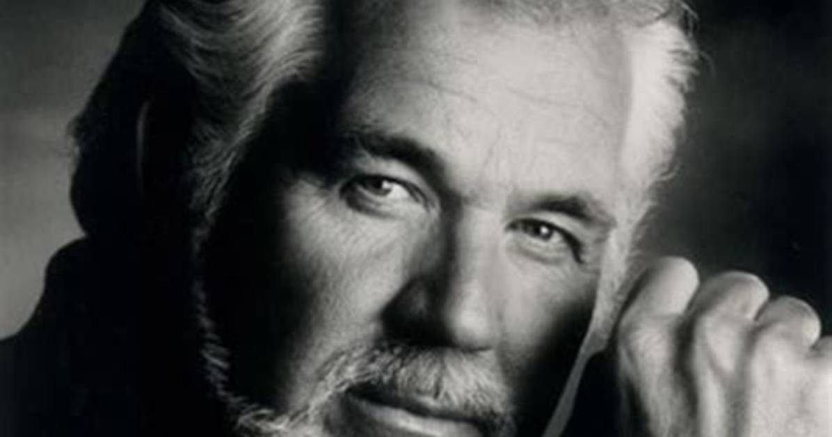 Country Legend Kenny Rogers Dies at 81 After Wild Life That Saw Him Marry Five Times and Suffer a Hu