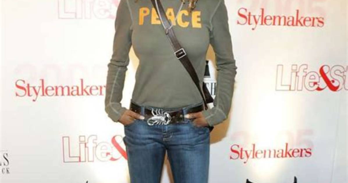 Debra Wilson – Bio, Husband, Family, Height, Weight, Body Net Worth