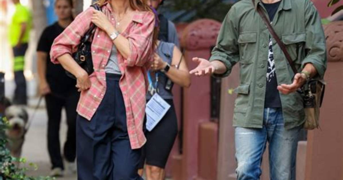 Did Katie Holmes Date Joshua Jackson? a Look into Their Relationship