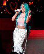 Discover Captivating Outfits for Karol G Concerts: Style, Comfort, and Expression