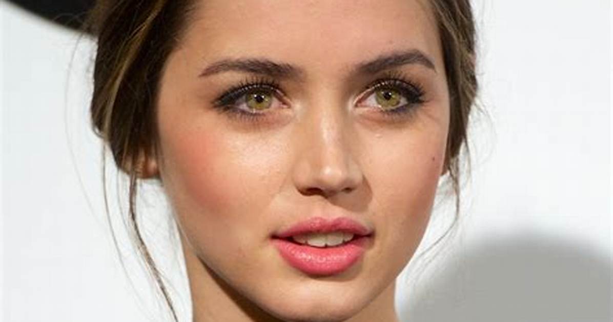 Discover the Secrets Behind Ana De Armas' Enchanting Physique