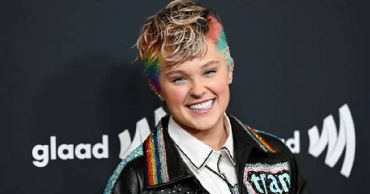 Discovering Jojo Siwa: the Phenomenon Behind the Bow