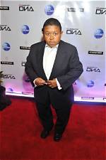 Discovering the Height of Emmanuel Lewis: How Tall Is He?