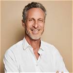 Discovering the Holistic Approach of Mark Hyman