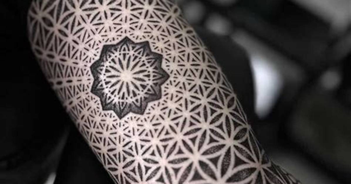 Discovering the Intricacies of Geometric Pattern Tattoos