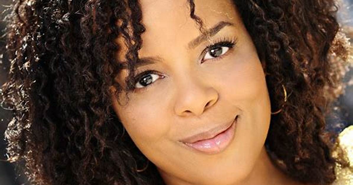 Does Paula Newsome Have a Limp, Why Is Csi Vegas' Walking Like That?