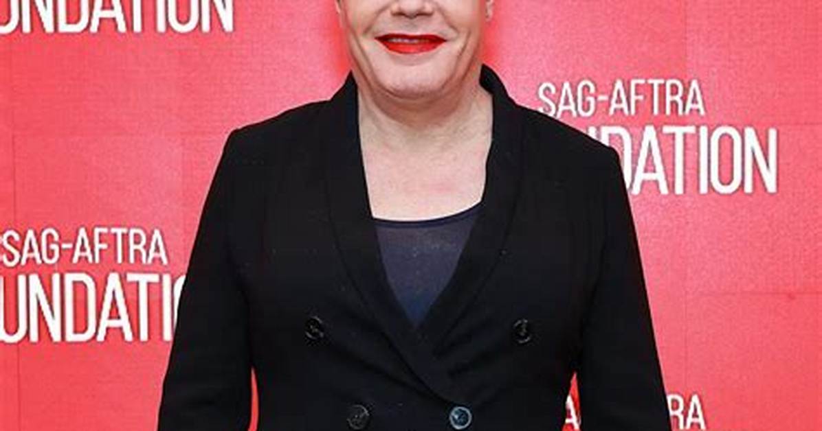 Eddie Izzard: Transgender Icon and Advocate