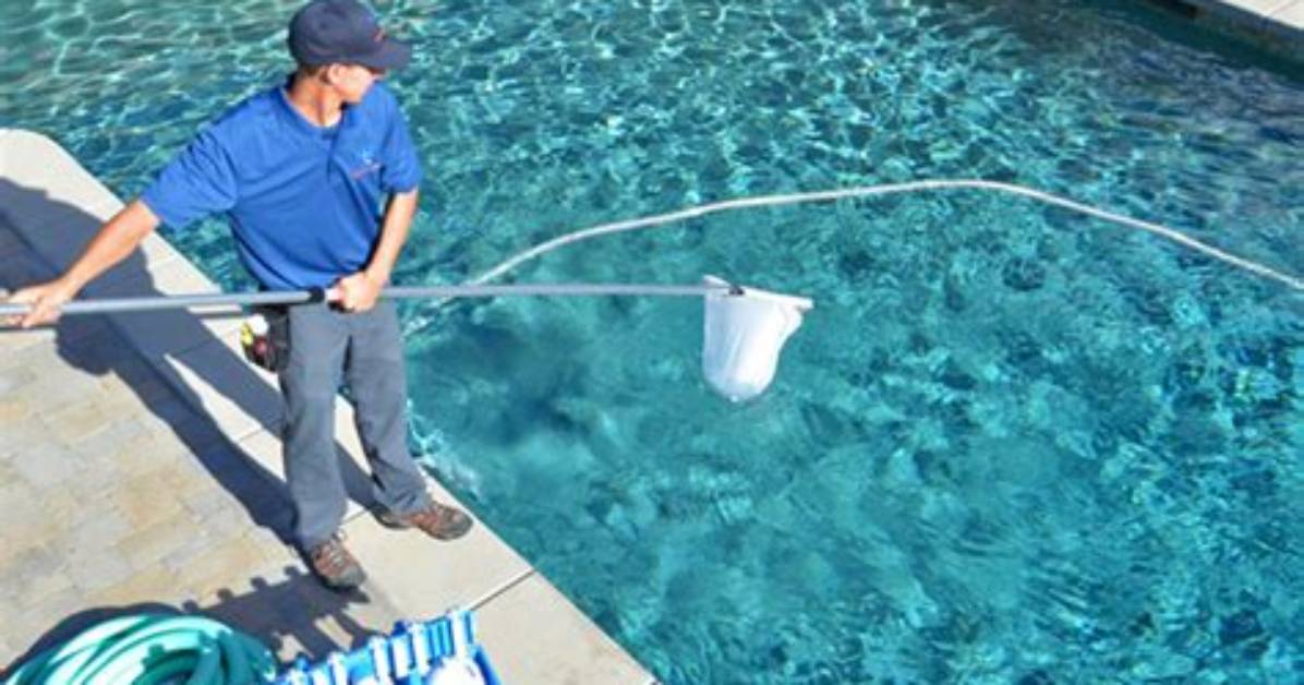 Expert Pool Cleaning Services | Professional Pool Cleaners