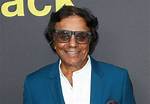 Exploring Johnny Mathis Relationships: a Journey Through Love and Music