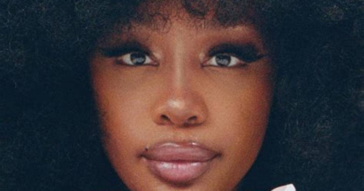 Exploring Sza's Close-Knit Family Ties