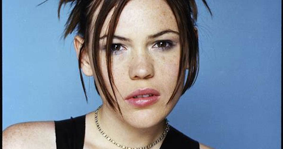 Exploring the Love Story of Clea Duvall and Her Wife