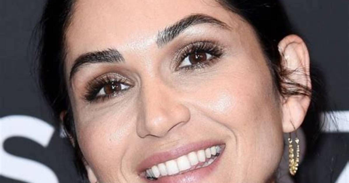 Exploring the Relationship Status of Lela Loren and Joseph Sikora