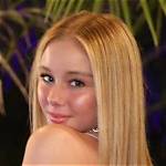 Hannah Kenerly (Dancer) - Age, Birthday, Bio, Facts, Family, Net Worth, Height & More