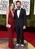 How Tall Is Actor Jason Sudeikis Height in Feet? Weight and Body Measurements