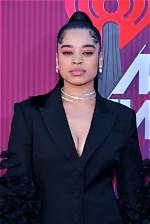 How Tall Is Ella Mai? Unveiling the Stature of a Musical Icon
