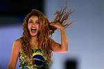 In Relationship with Colombian Singer, Shakira Since 2011, When the Two Are Getting Married? Net Wor