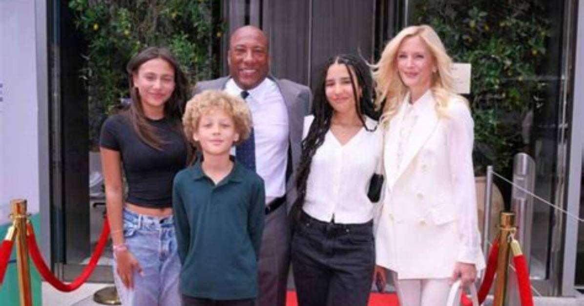 Inside Byron Allens Married Life with Wife and Kids |