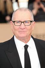 Interesting Facts About Ed O’neill’s Daughter Claire O’neill