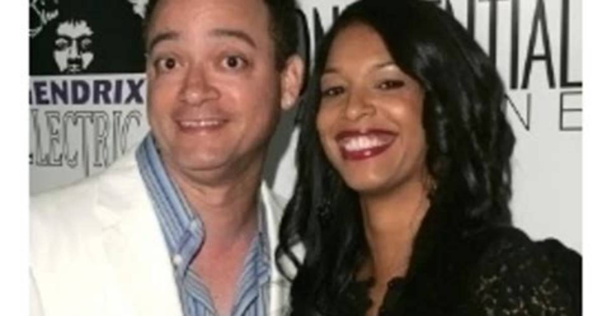 Is Christopher Reid Married? His Bio, Age, Wife, Height and Net Worth