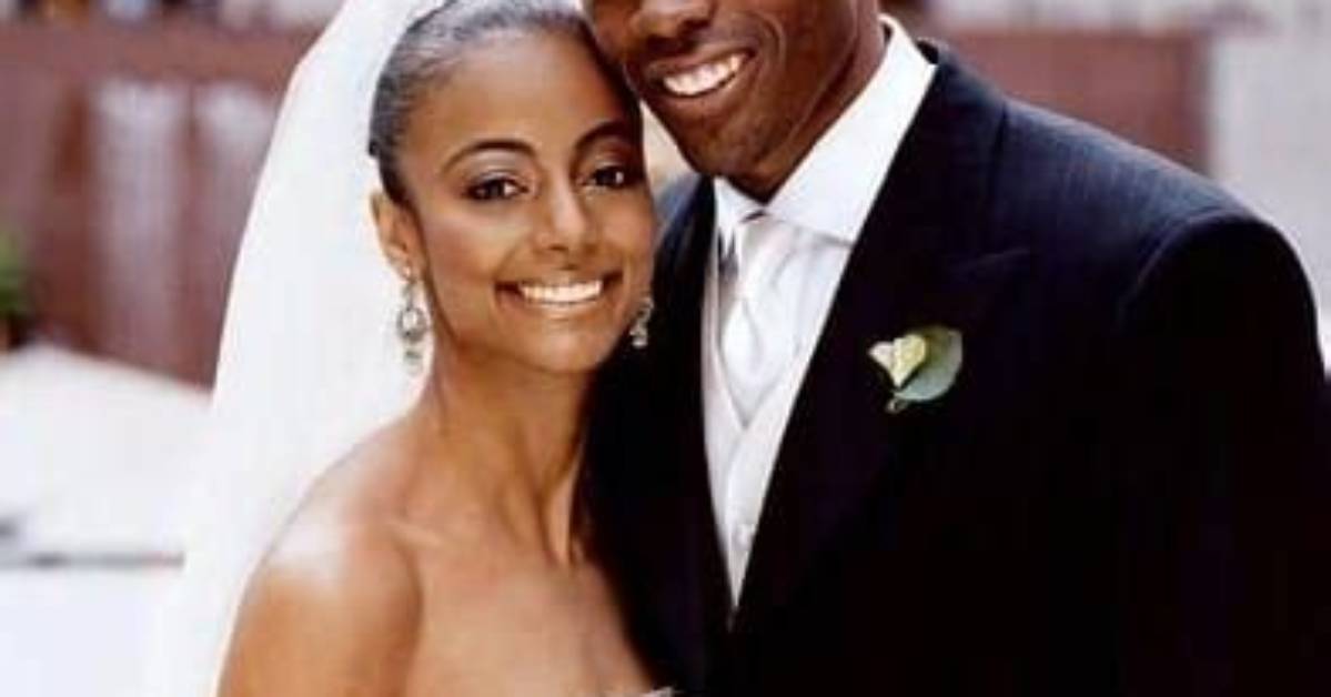 Is Dr. Ian Smith Still Married? Celebrity. Fm #1 Official Stars, Business & People Network, W