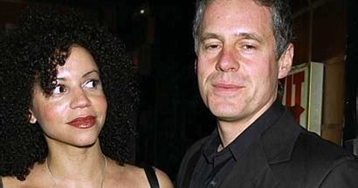 Is Gloria Reuben Married Married to Husband