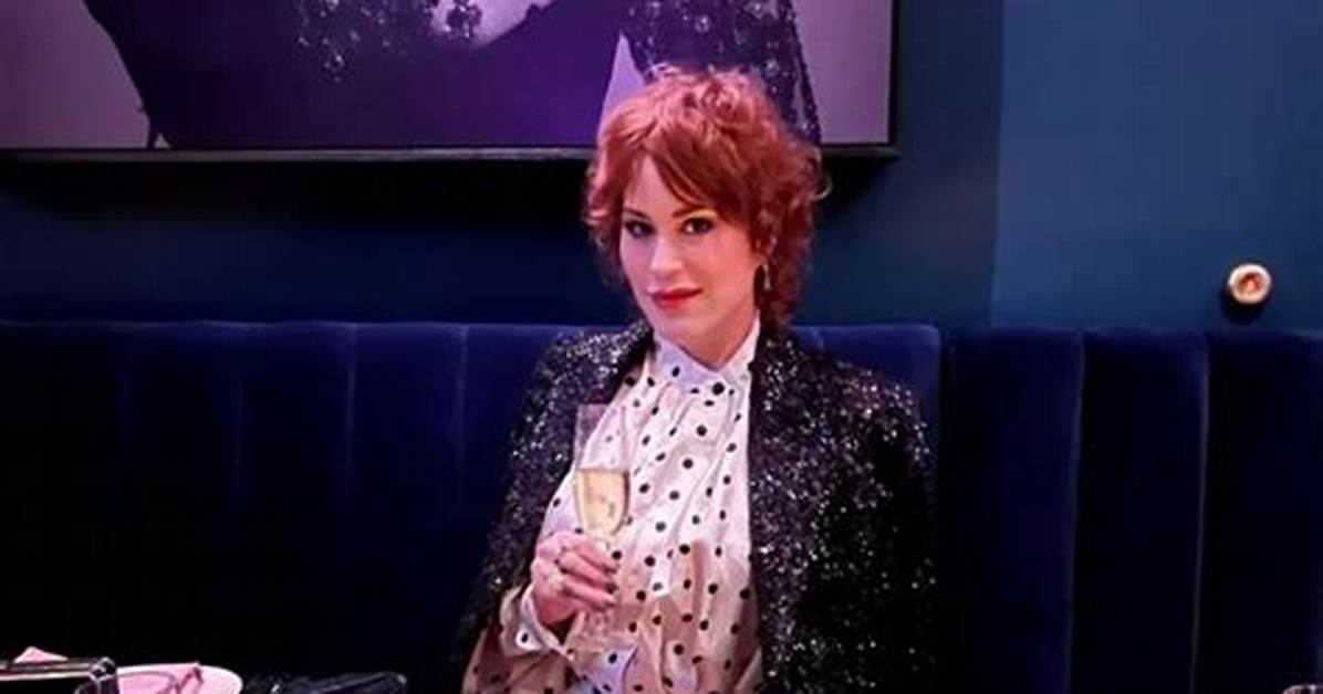 Is Molly Ringwald Gay? Her Lgbtq Characters! |