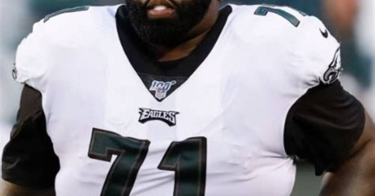 Is the Oldest Active Nfl Player Married?