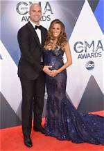 Jana Kramer Height, Weight, Age, Spouse, Family, Facts, Biography