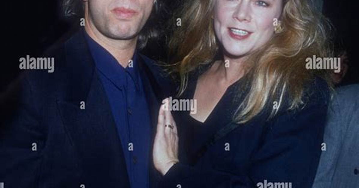 Jay Weiss and Kathleen Turner's Tumultuous Relationship Saga