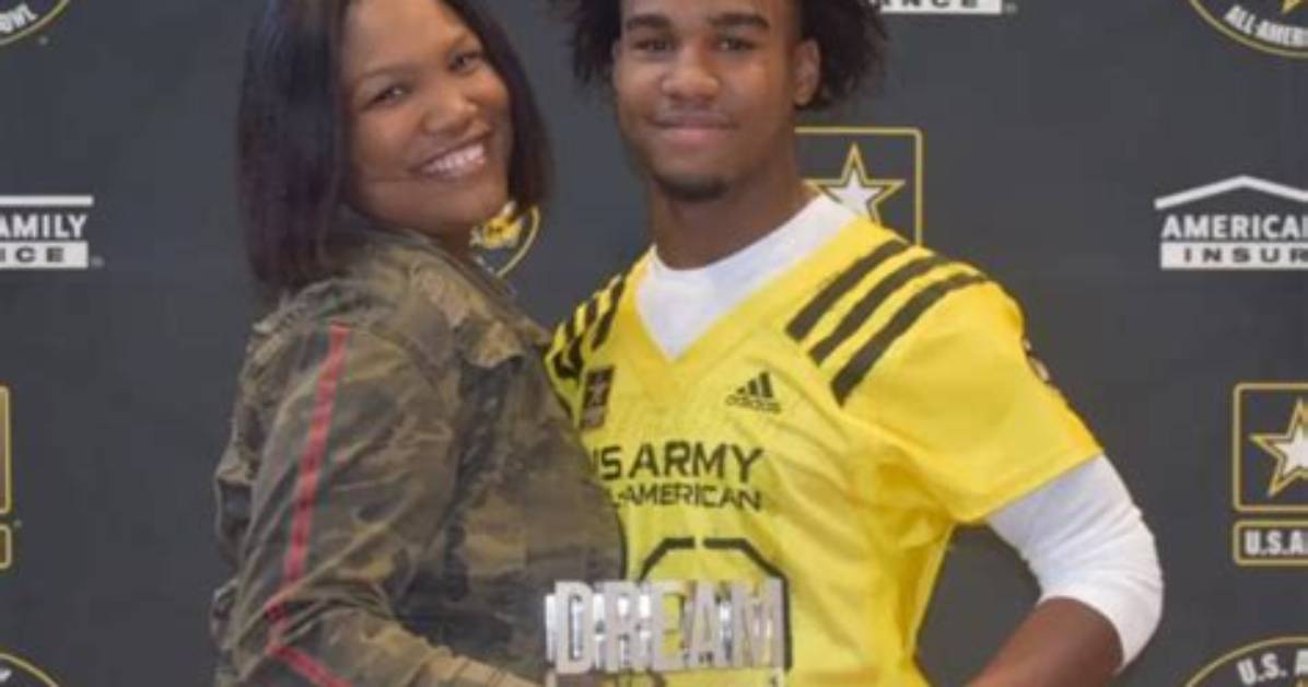 Jaylen Waddle Parents – Mom Lesha Redmon, Dad and Family Names