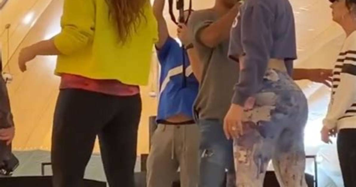 Jennifer Lopez Teaches Shakira How to Booty Shake in Super Bowl Video |