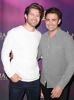 Jonathan Bennett Net Worth |