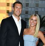 Julianne Hough Reunites with Ex-Husband Brooks Laich at Brother Dereks Wedding ·