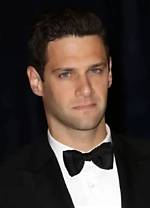 Justin Bartha – Biography, Wife, Height, Age, Net Worth, Is He Gay?